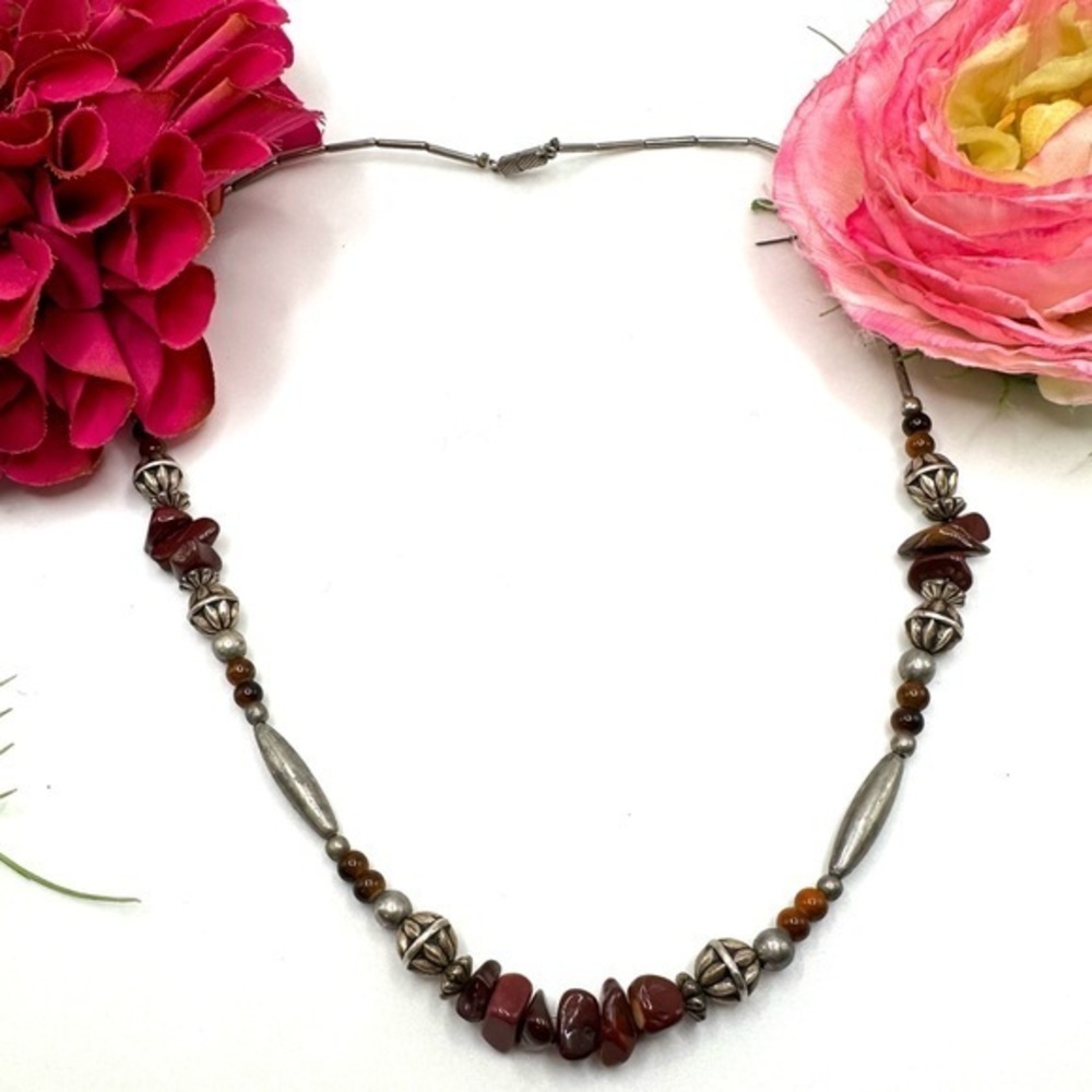 VINTAGE⚜️RED JASPER Beaded Brushed Silver Necklace